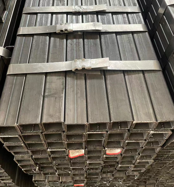 雅安工业用梯子 镀锌管焊接梯子 铁梯子方管梯